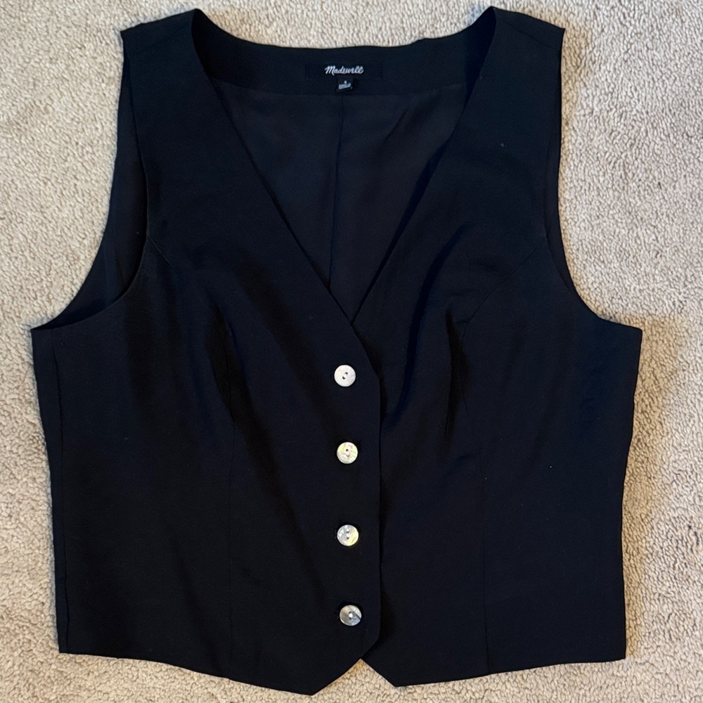 Madewell Black Rayon Cropped Vest